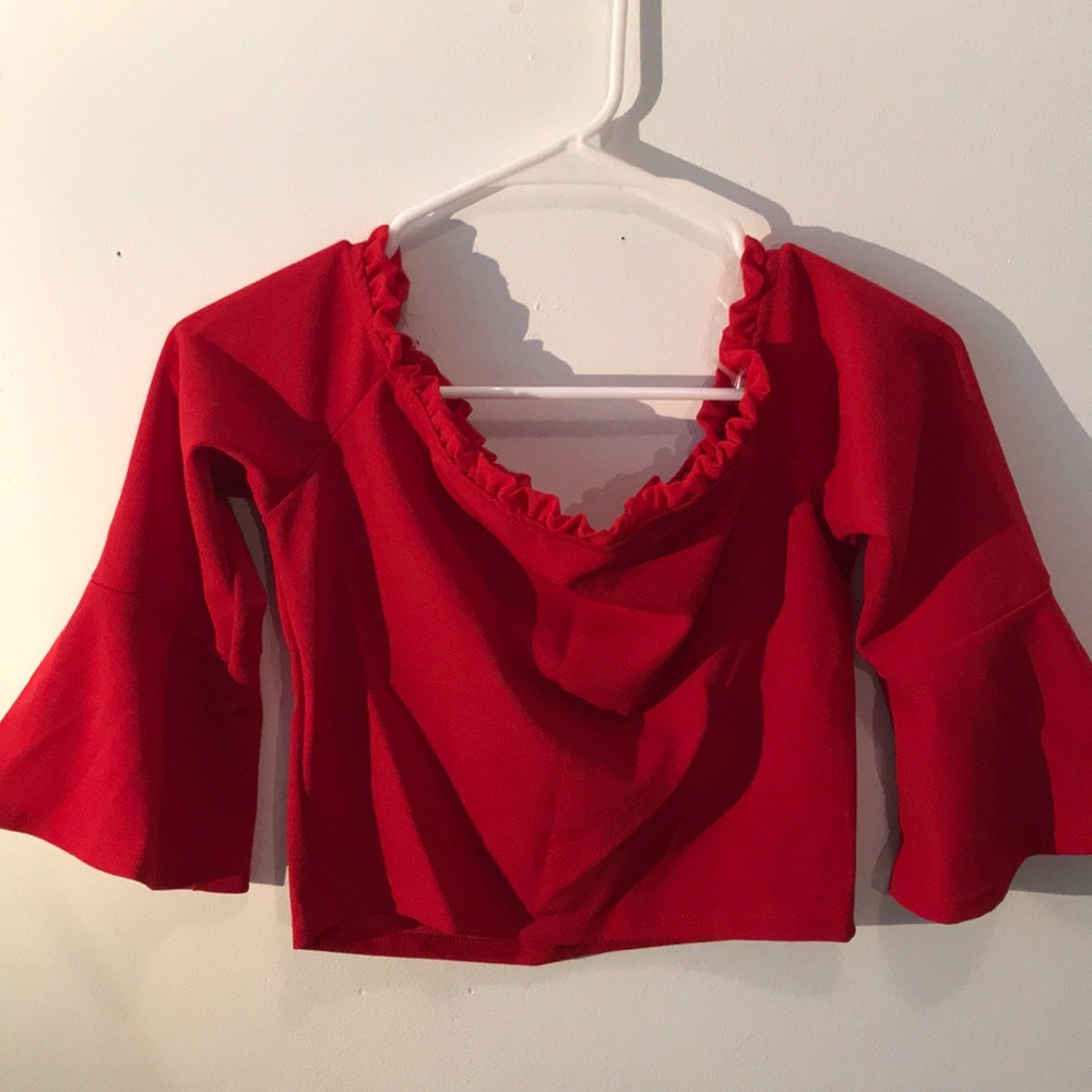 Fashion Nova Off-shoulder Crop(new)